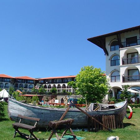 Monastery 1 Apart Complex First Line Sveti Vlas Exteriör bild