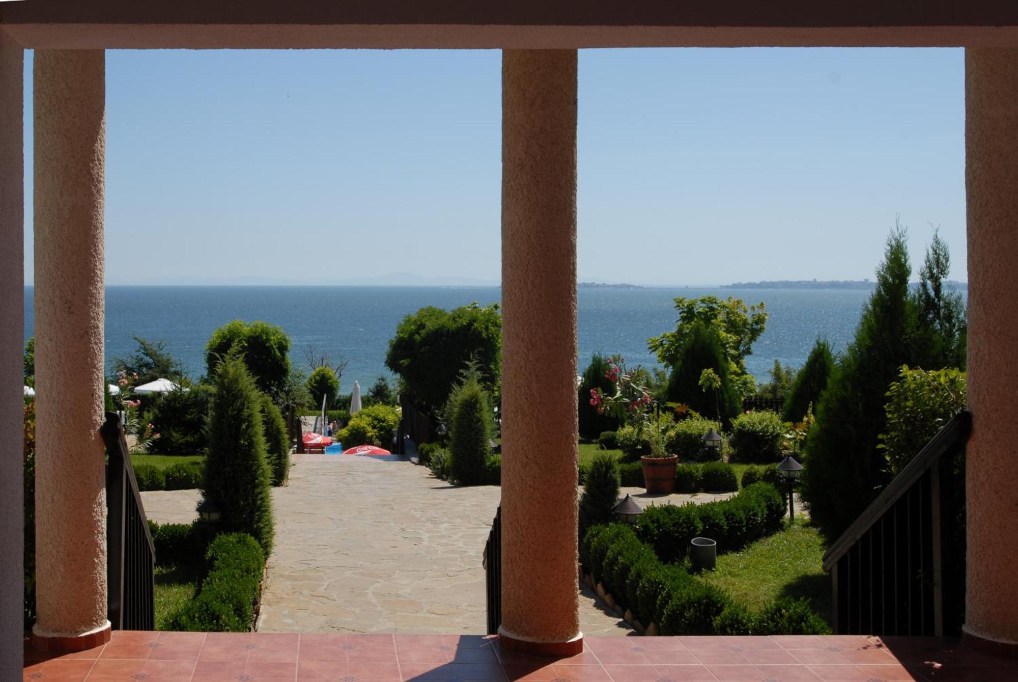 Monastery 1 Apart Complex First Line Sveti Vlas Exteriör bild